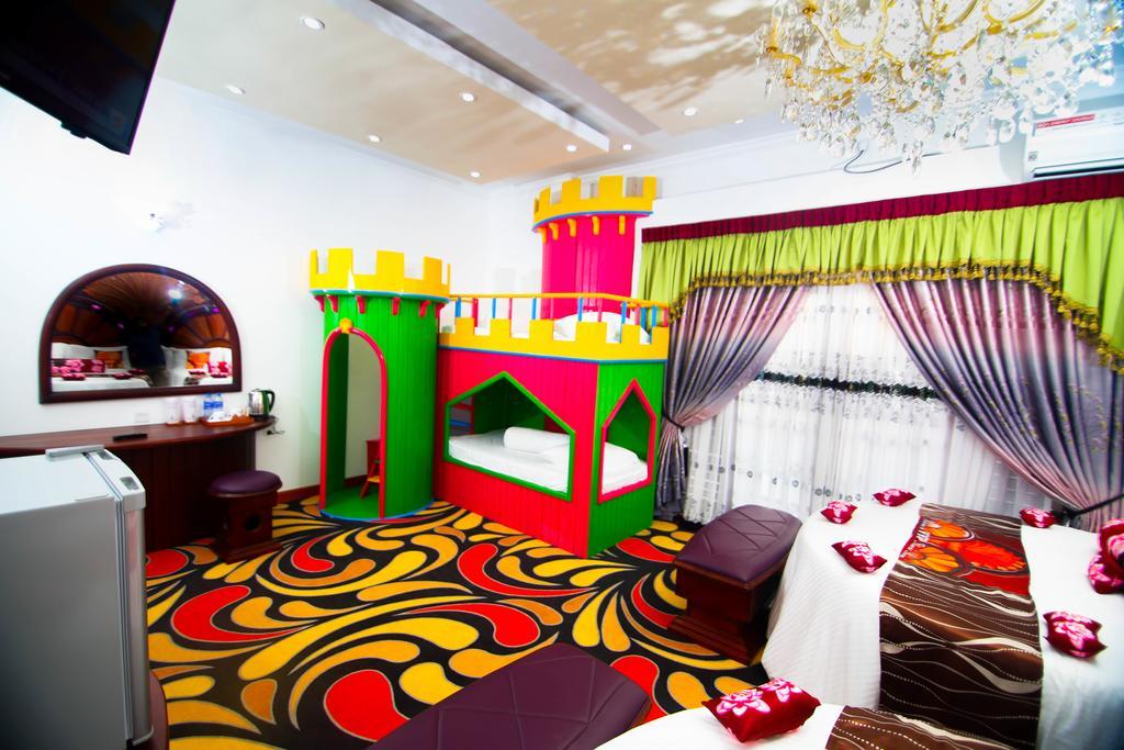 Hotel White House 아누라다푸라 외부 사진